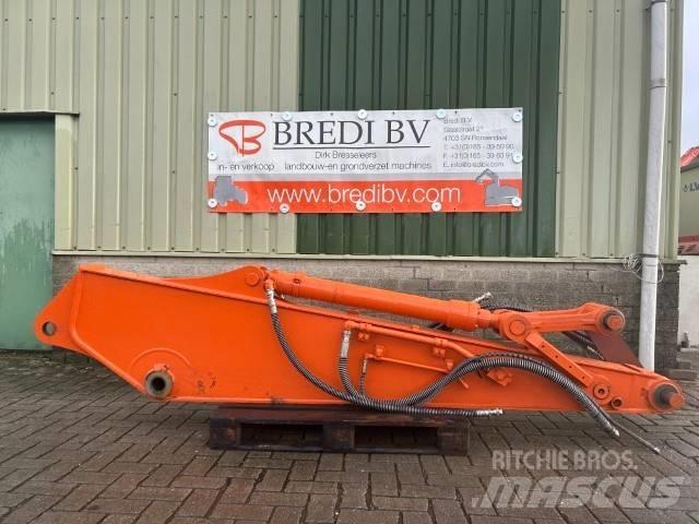 Hitachi ZX 135 Pásové rýpadlá
