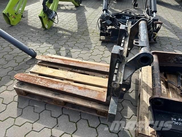 Kramer KT 447 Teleskopické manipulátory