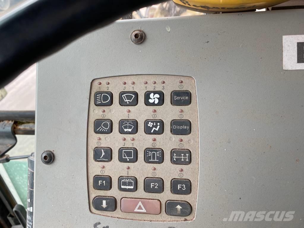 New Holland F156.6 Grejdery