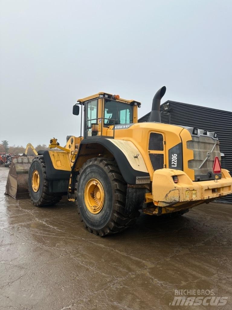 Volvo L 220 G Kolesové nakladače