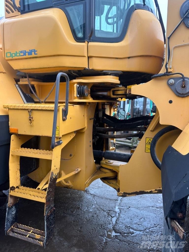 Volvo L 220 G Kolesové nakladače