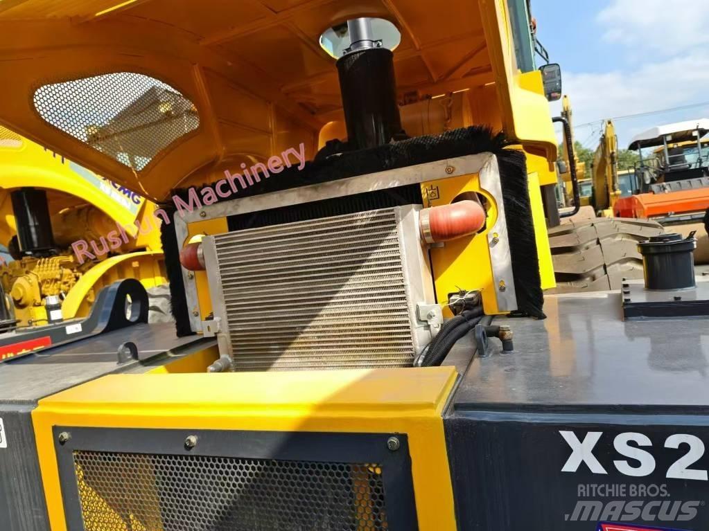 XCMG XS 263 J Ťahačové valce