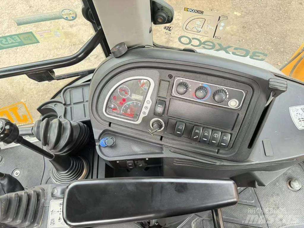 JCB 3 CX Kolesové rýpadlá