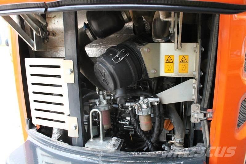 Hitachi ZX 26 U Mini rýpadlá < 7t