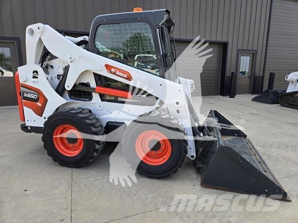 Bobcat S650 Šmykom riadené nakladače