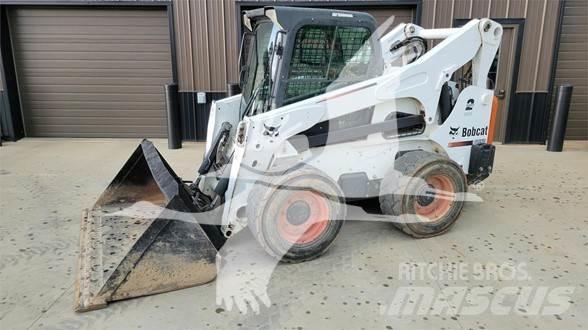Bobcat S850 Šmykom riadené nakladače