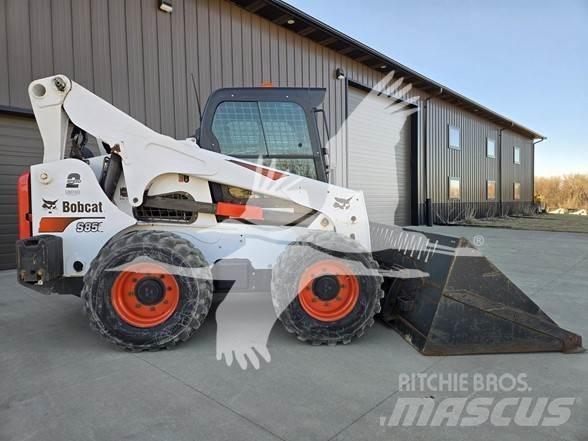Bobcat S850 Šmykom riadené nakladače
