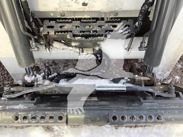Bobcat T650 Šmykom riadené nakladače