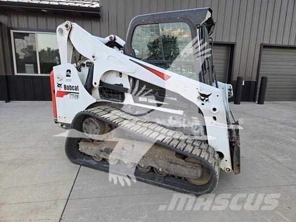 Bobcat T740 Šmykom riadené nakladače