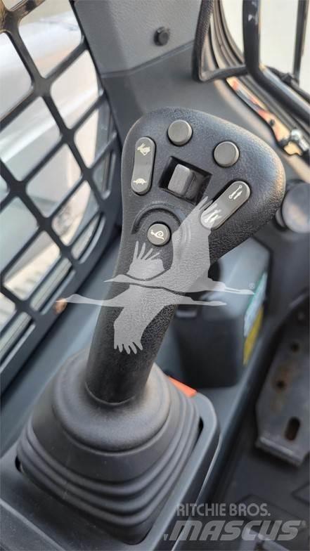 Bobcat T76 Šmykom riadené nakladače