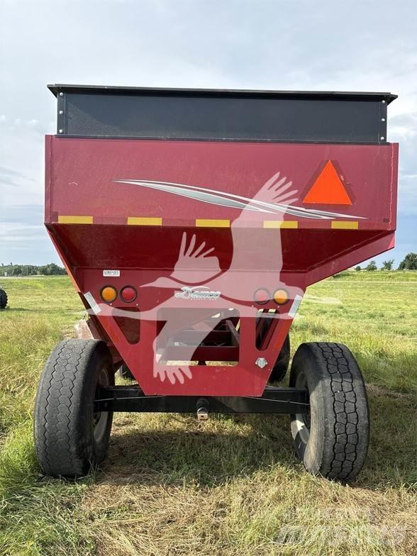 Demco 450 Obilné návesy