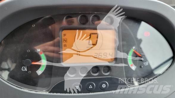 Hitachi ZW80 Kolesové nakladače