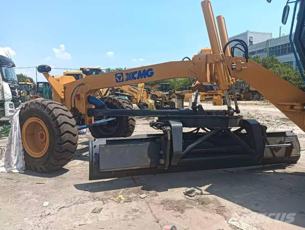 XCMG GR1803 Grejdery