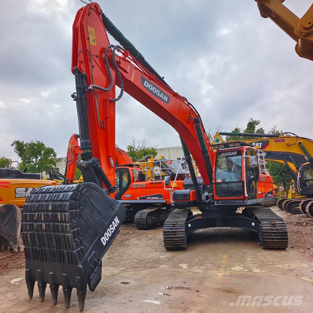 Doosan DX 300 LC-9C Pásové rýpadlá