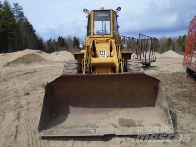 CAT 930 Kolesové nakladače