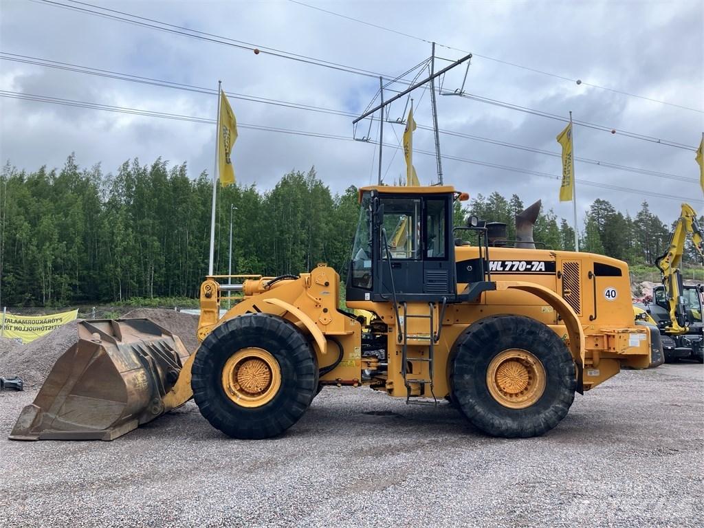 Hyundai HL 770-7 A Kolesové nakladače