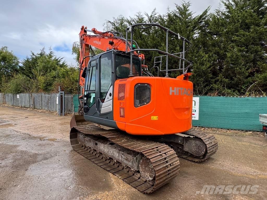 Hitachi ZX 135 US-5B Pásové rýpadlá