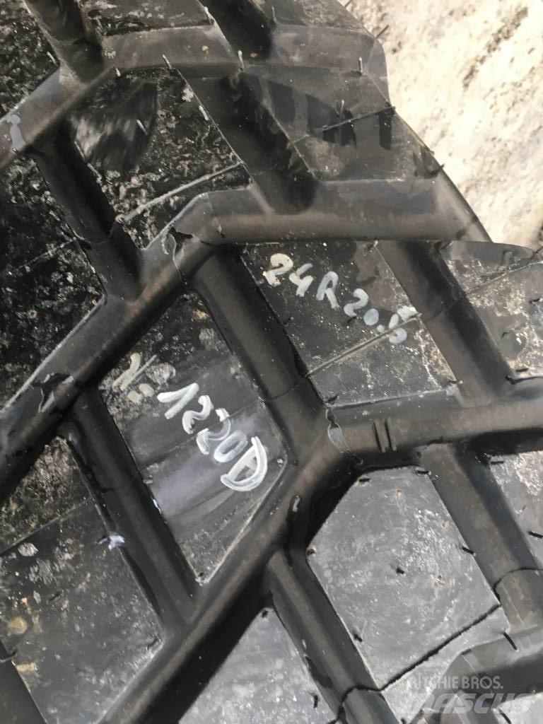 MAGNA TYRES 24R20.5 Pneumatiky, kolesá a ráfiky