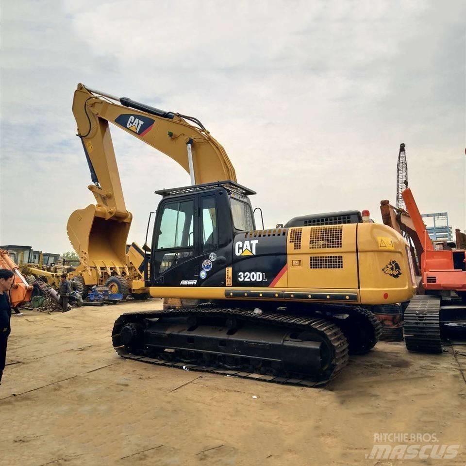 CAT 320D Pásové rýpadlá