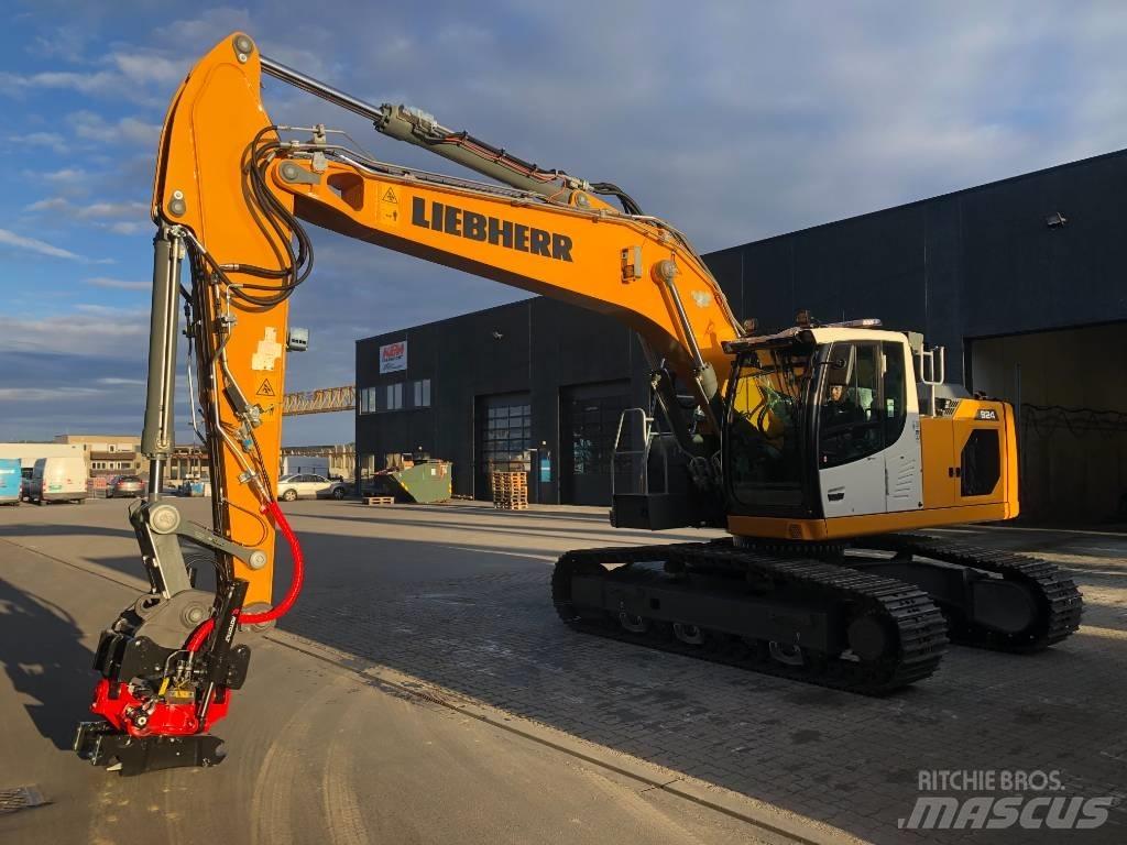 Liebherr R924G8 Pásové rýpadlá