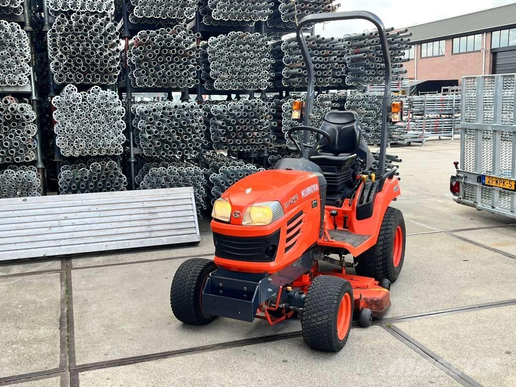 Kubota BX 2350 Kompaktné traktory
