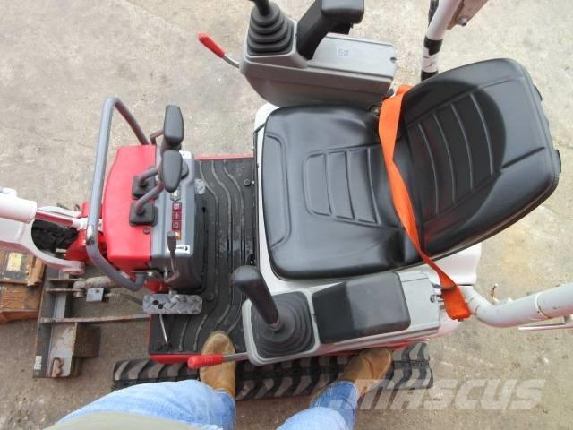 Takeuchi TB 210 R Mini rýpadlá < 7t
