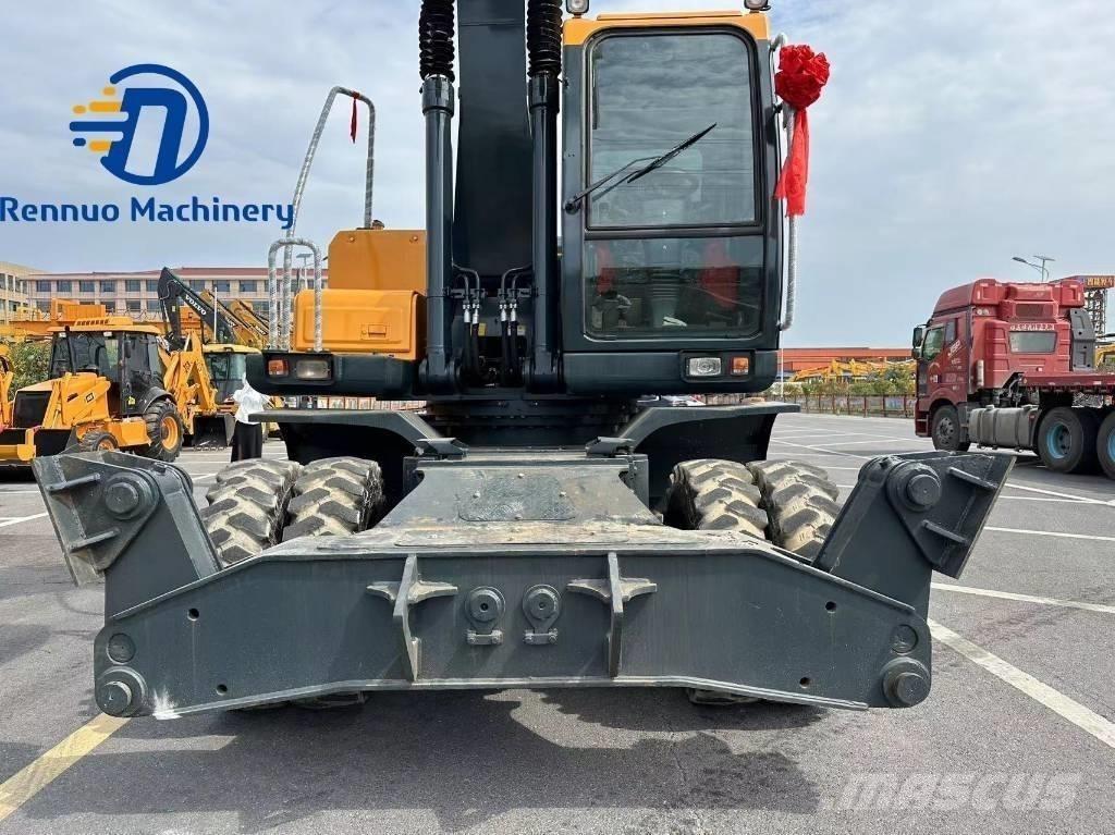 Hyundai 210W-9 Kolesové rýpadlá