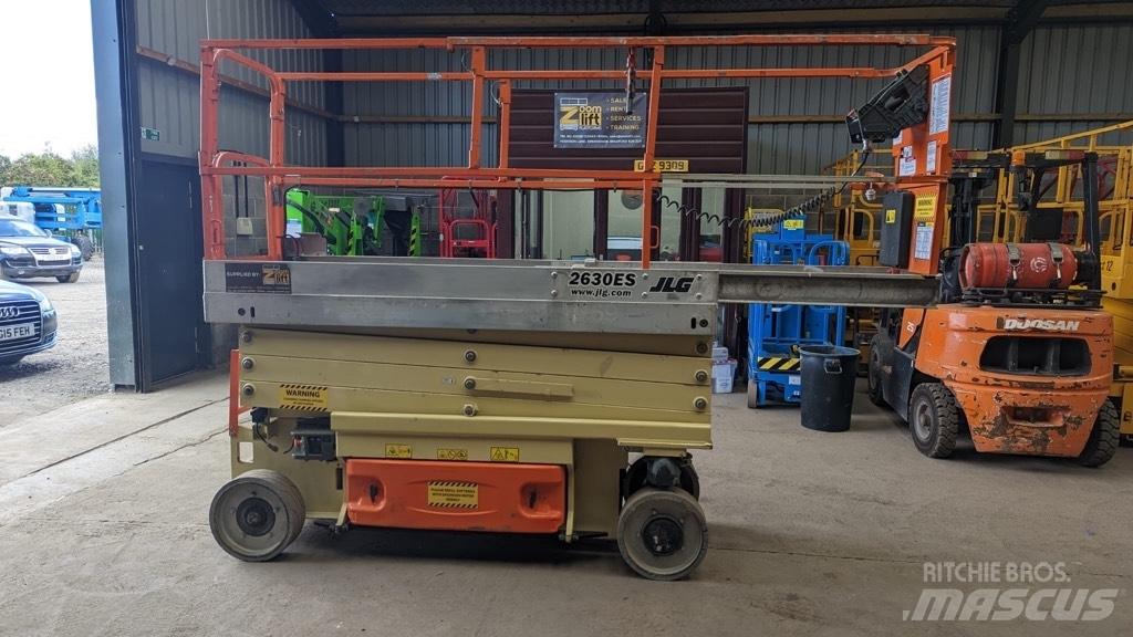 JLG ES2630 Nožnicové zdvíhacie plošiny