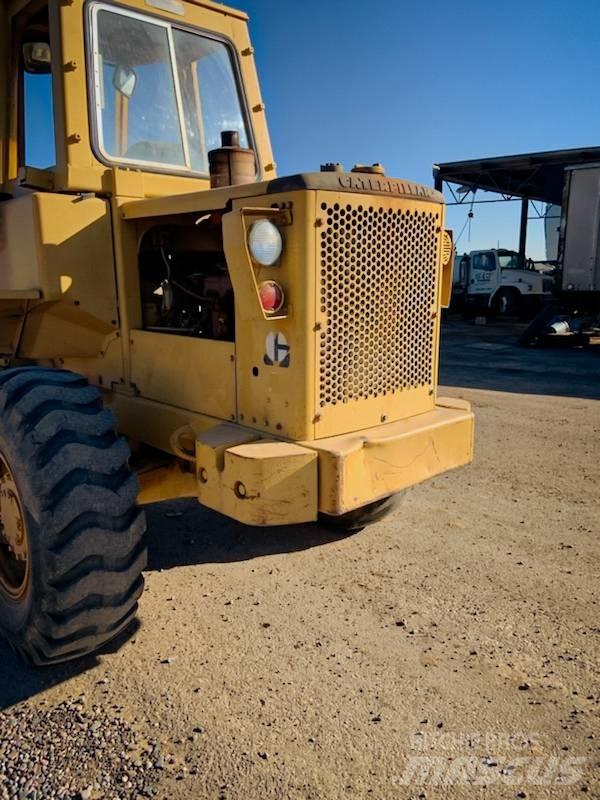 CAT 920 Kolesové nakladače
