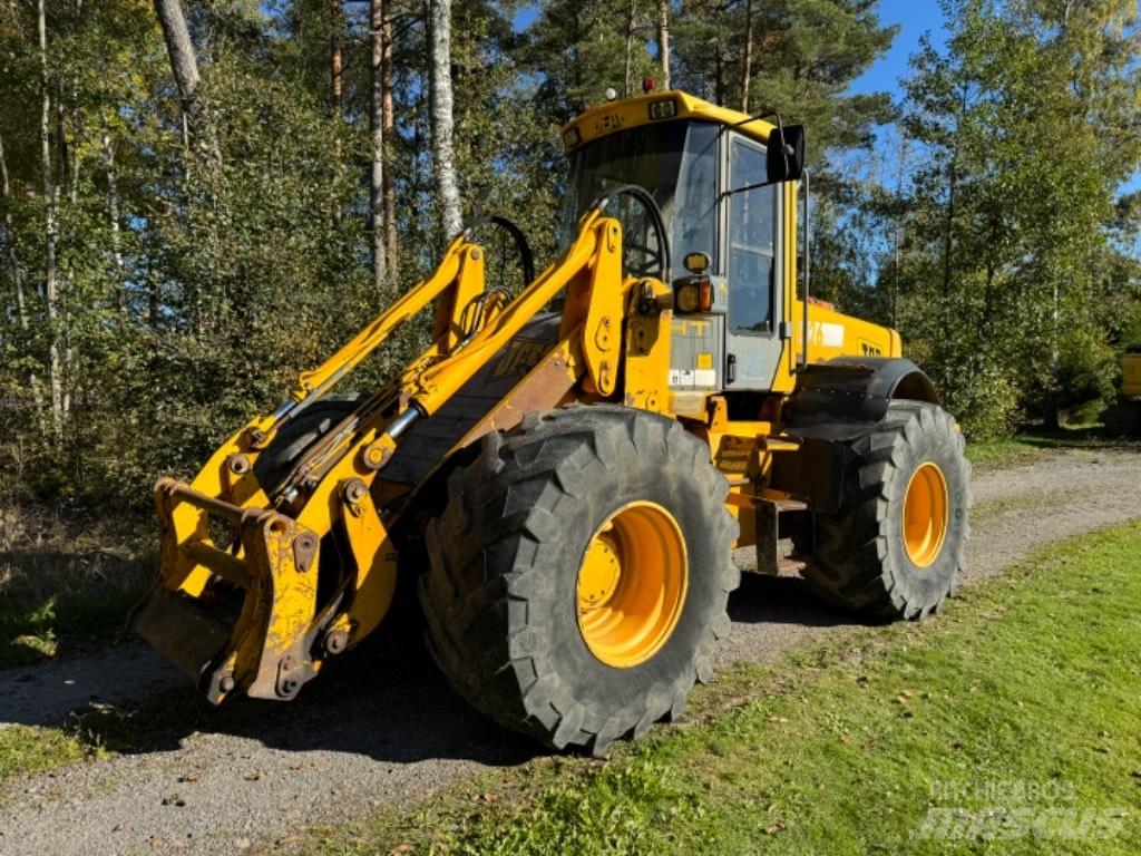 JCB 426 Agri (40 km/h) Kolesové nakladače