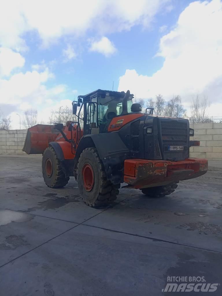 Hitachi ZW 220-6 Kolesové rýpadlá