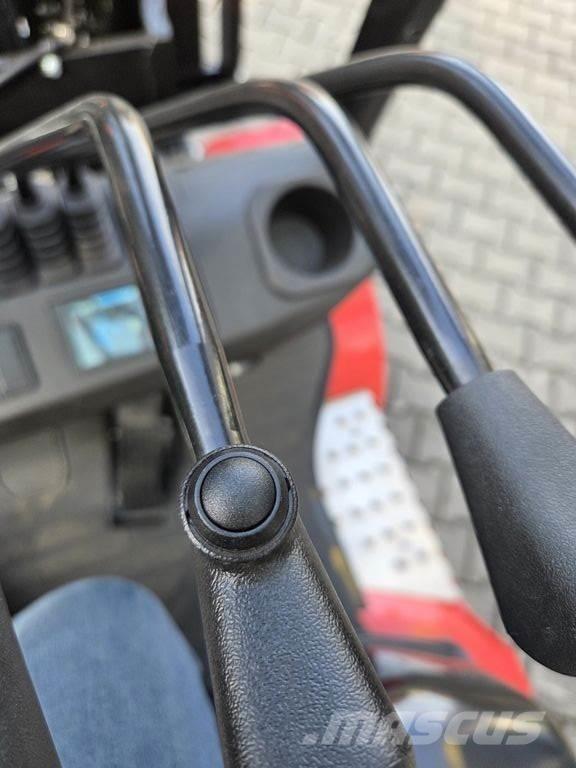 Manitou ME 425 LD Akumulátorové vozíky