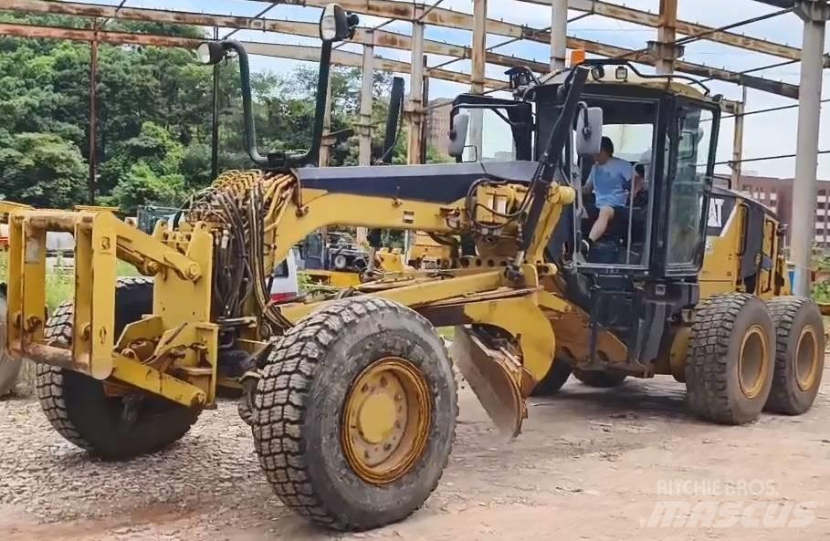 CAT 160 M Grejdery