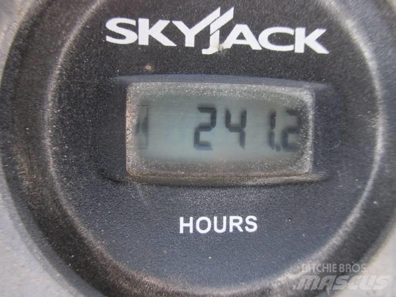 SkyJack SJ III 3219 Nožnicové zdvíhacie plošiny