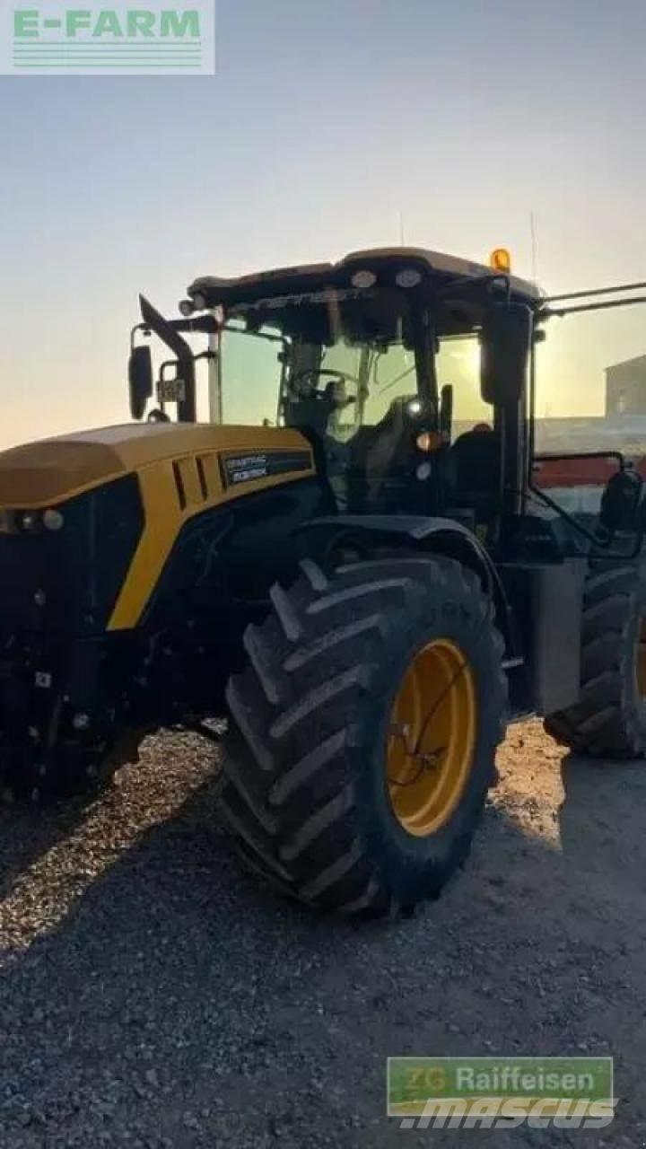 JCB fastrac 4220 Traktory