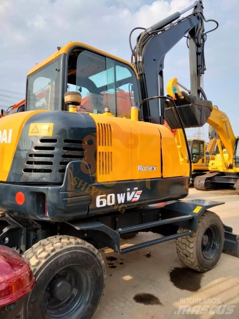 Hyundai 60w Kolesové rýpadlá
