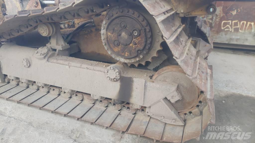 CAT D 4 LGP Pásové dozéry