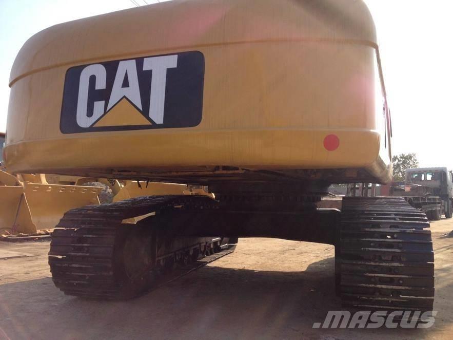 CAT 325DL Pásové rýpadlá