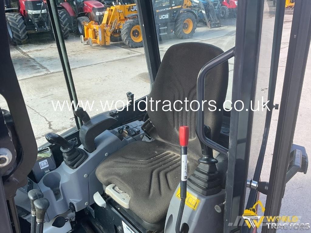 Kubota U 27-4 Mini rýpadlá < 7t