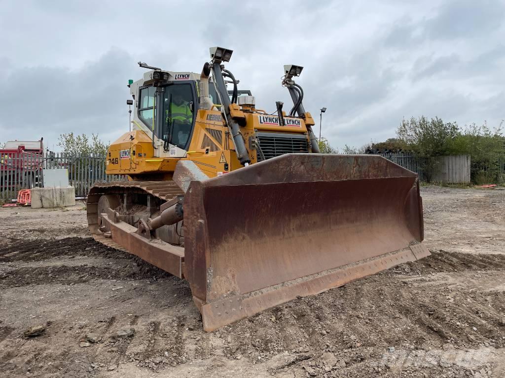Liebherr PR 746 Pásové dozéry