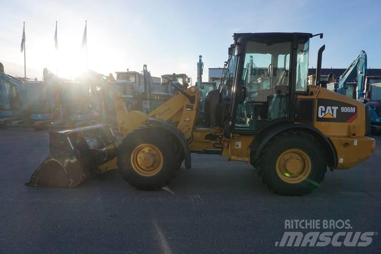 CAT 906 M Kolesové nakladače