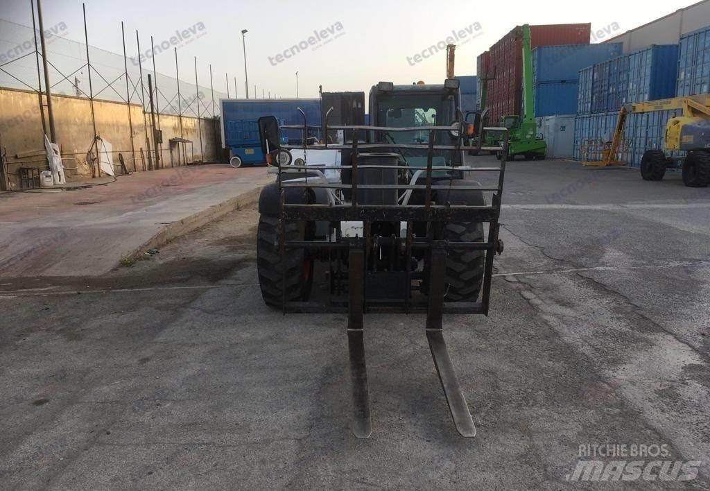 Bobcat T 2566 Teleskopické manipulátory