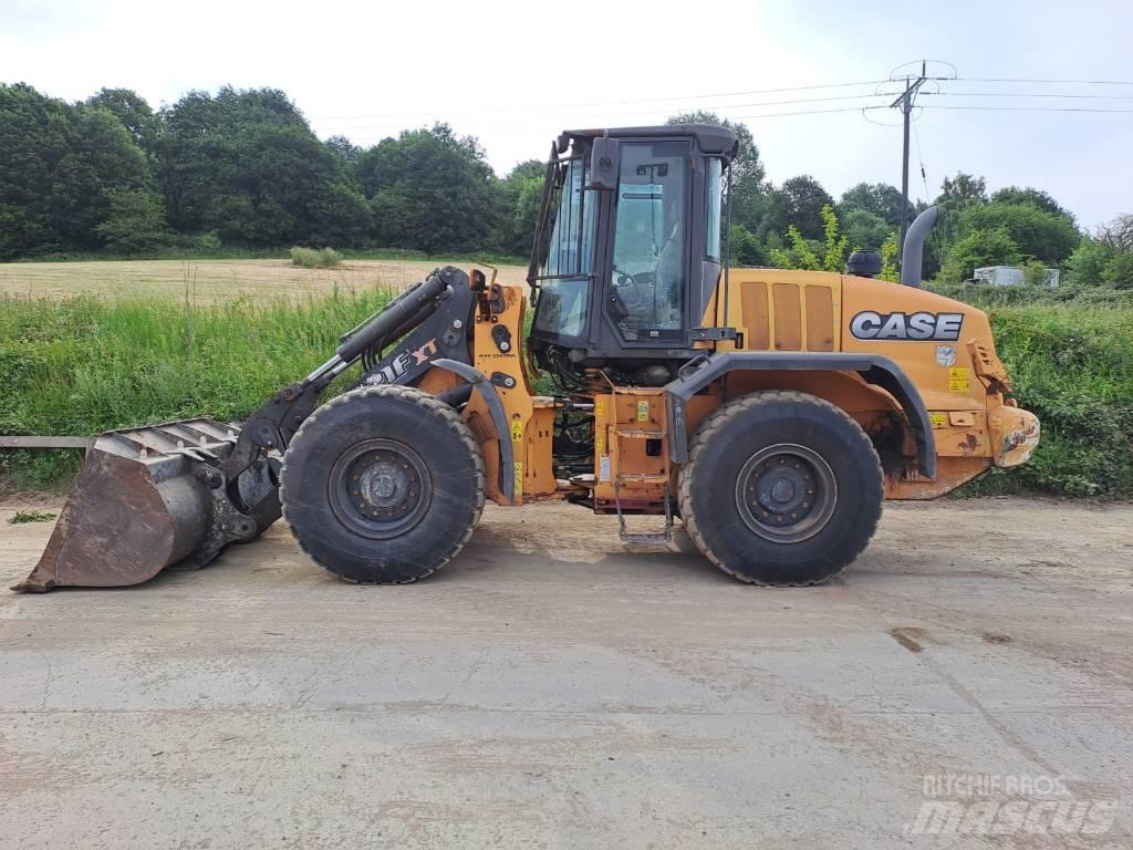 CASE 621 F XT Kolesové nakladače