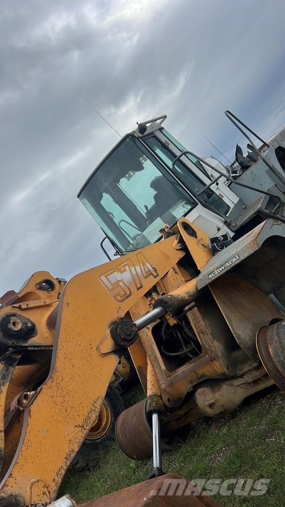 Liebherr L 574 Výložníky a lyžice