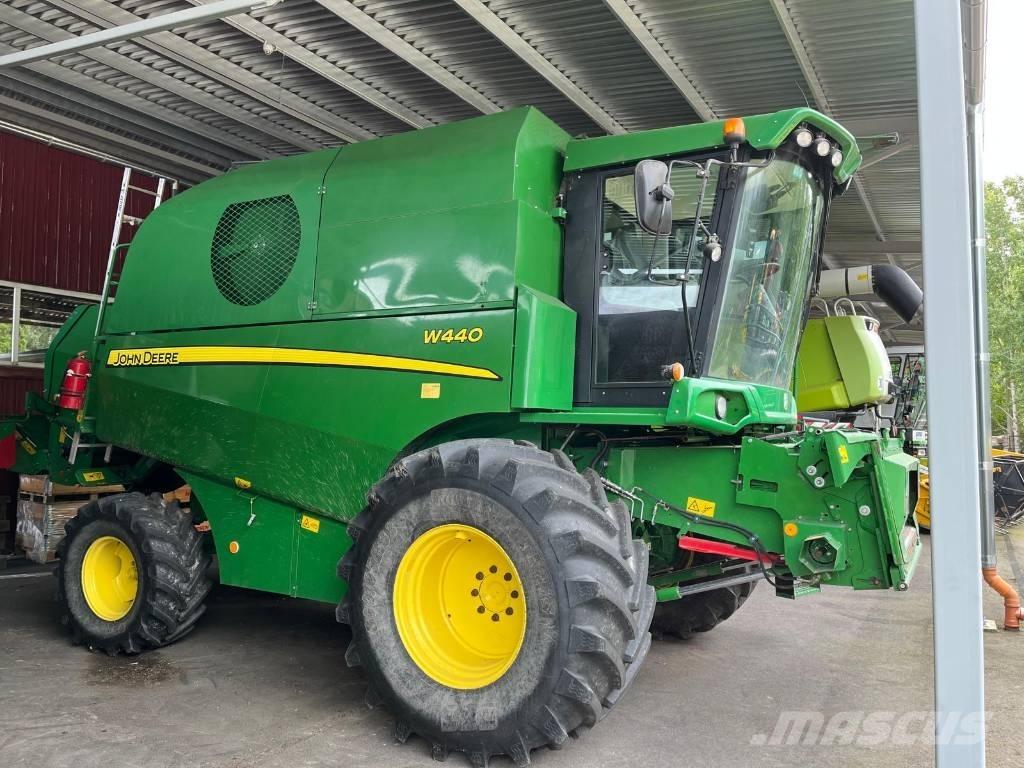 John Deere W 440 Kombinované zberacie stroje