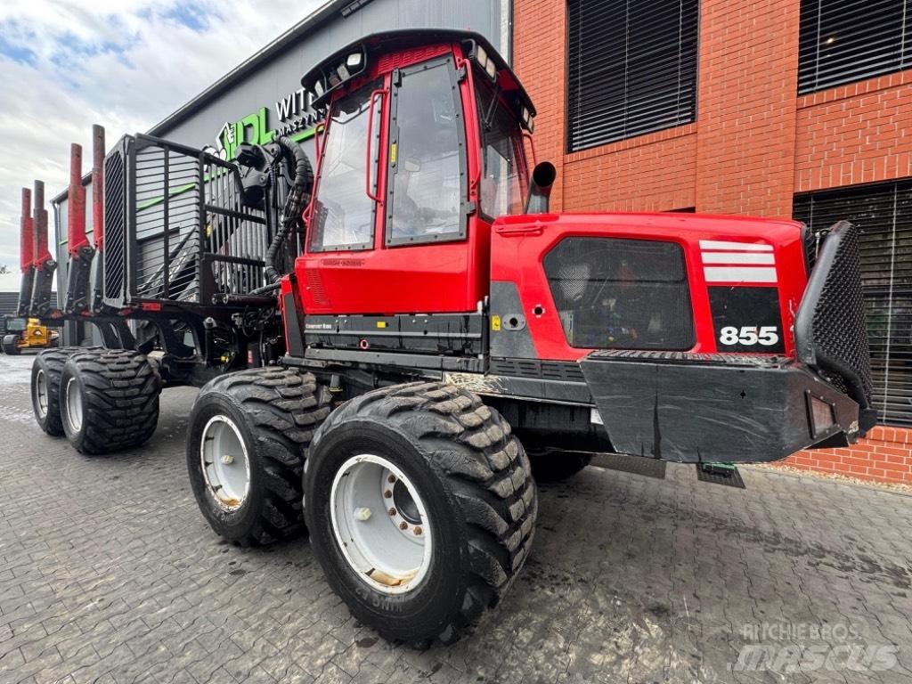 Komatsu 855 Lesné traktory
