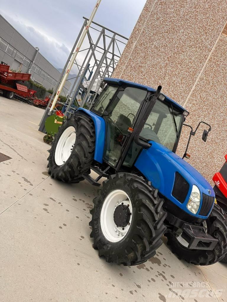 New Holland TL 100 Traktory