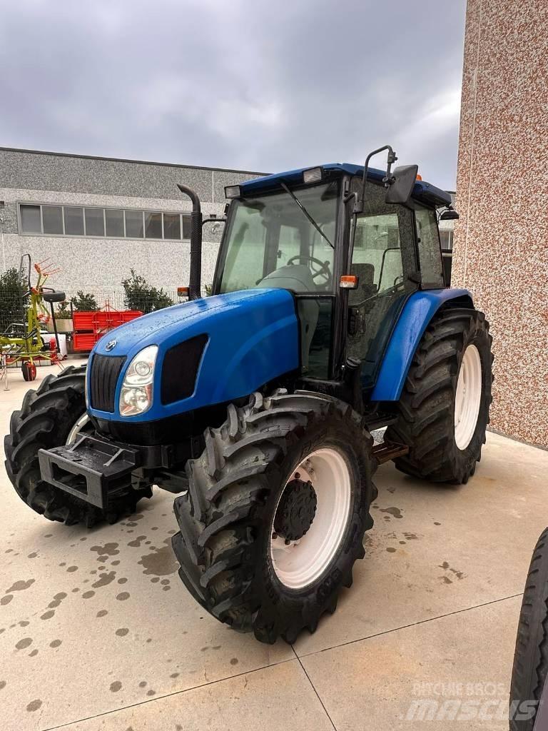New Holland TL 100 Traktory