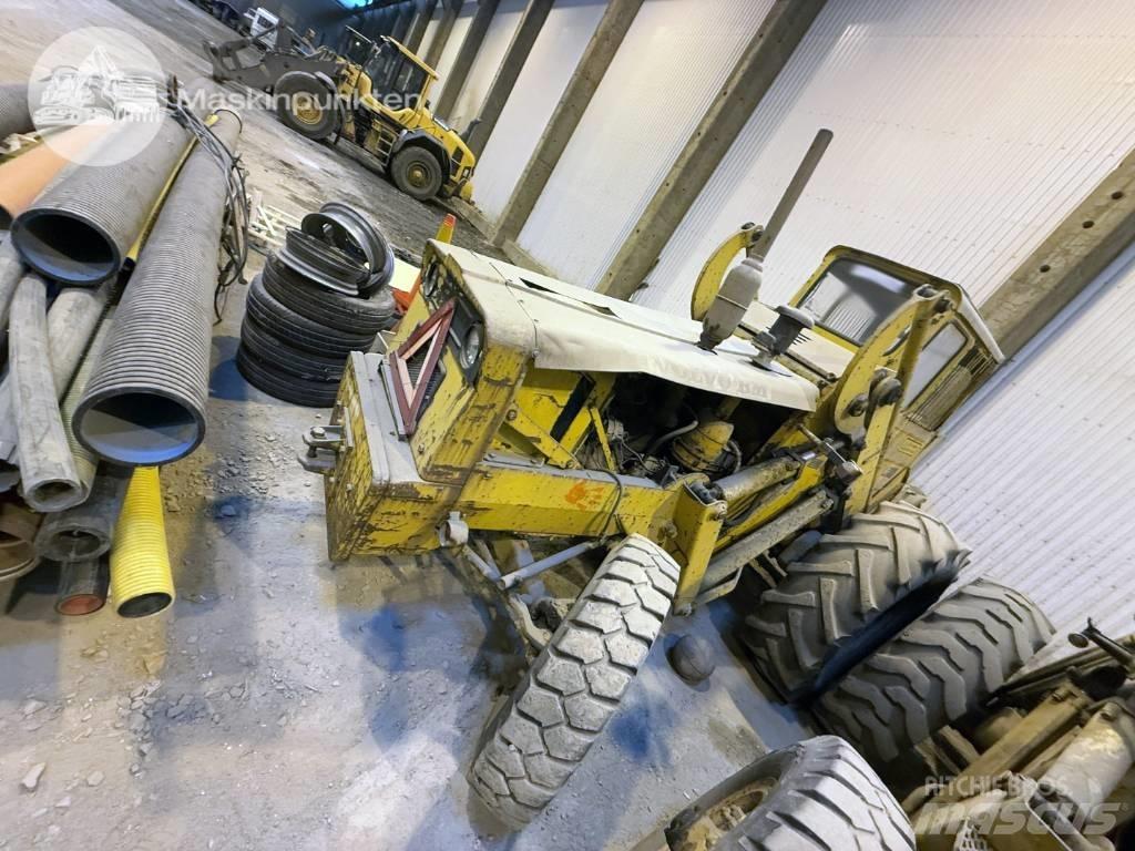 Volvo BM 218 Kolesové nakladače
