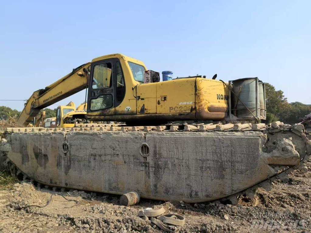 Komatsu PC 200-6 Obojživelná rýpadlá